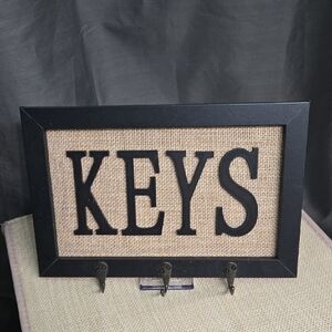 Key Holder Wall Display    11 × 7